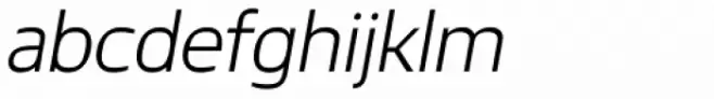 Robusta Light Italic